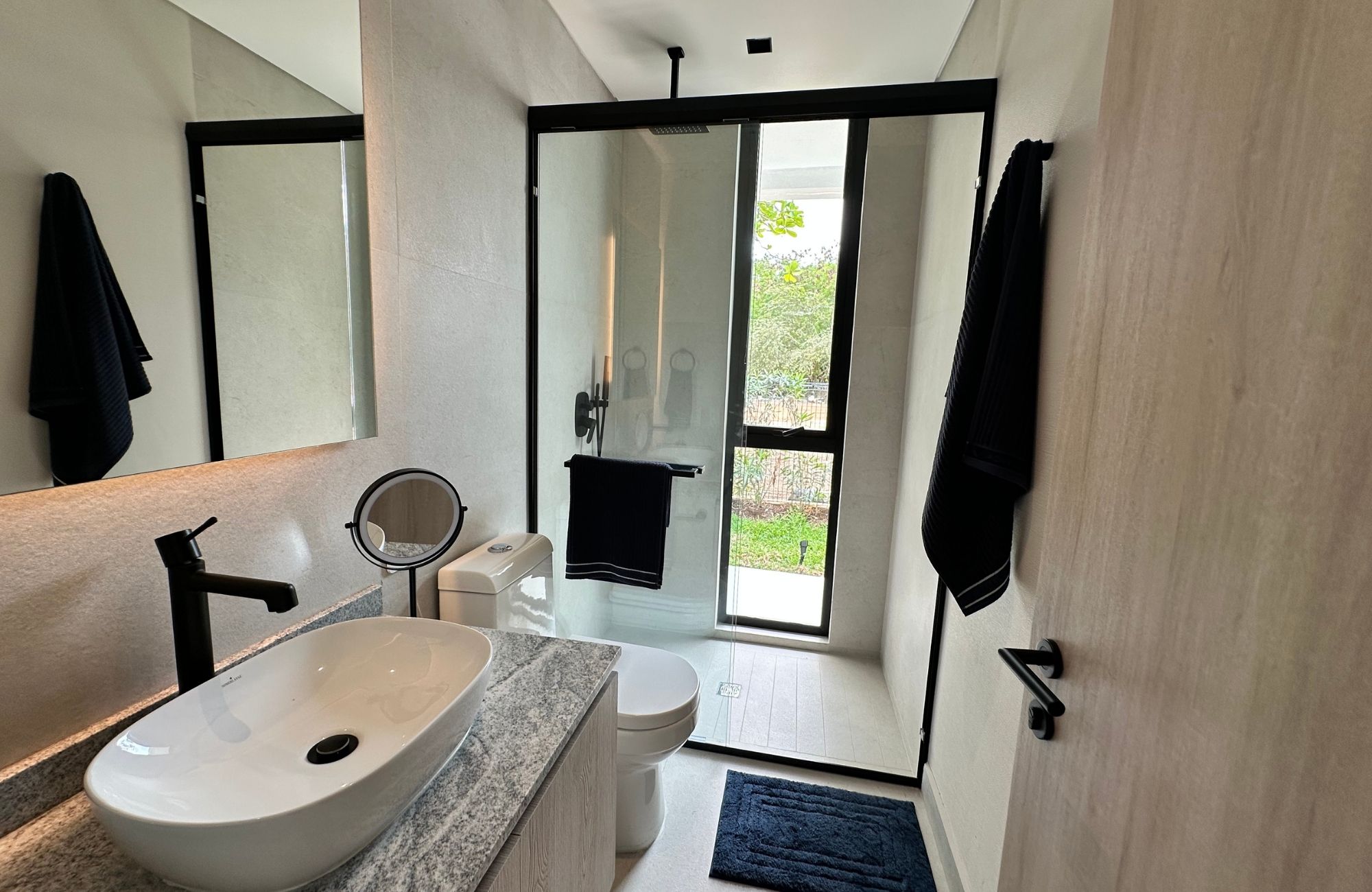 Condo with terrace and jacuzzi for sale in Lagos del Sol, Canc&uacute;n