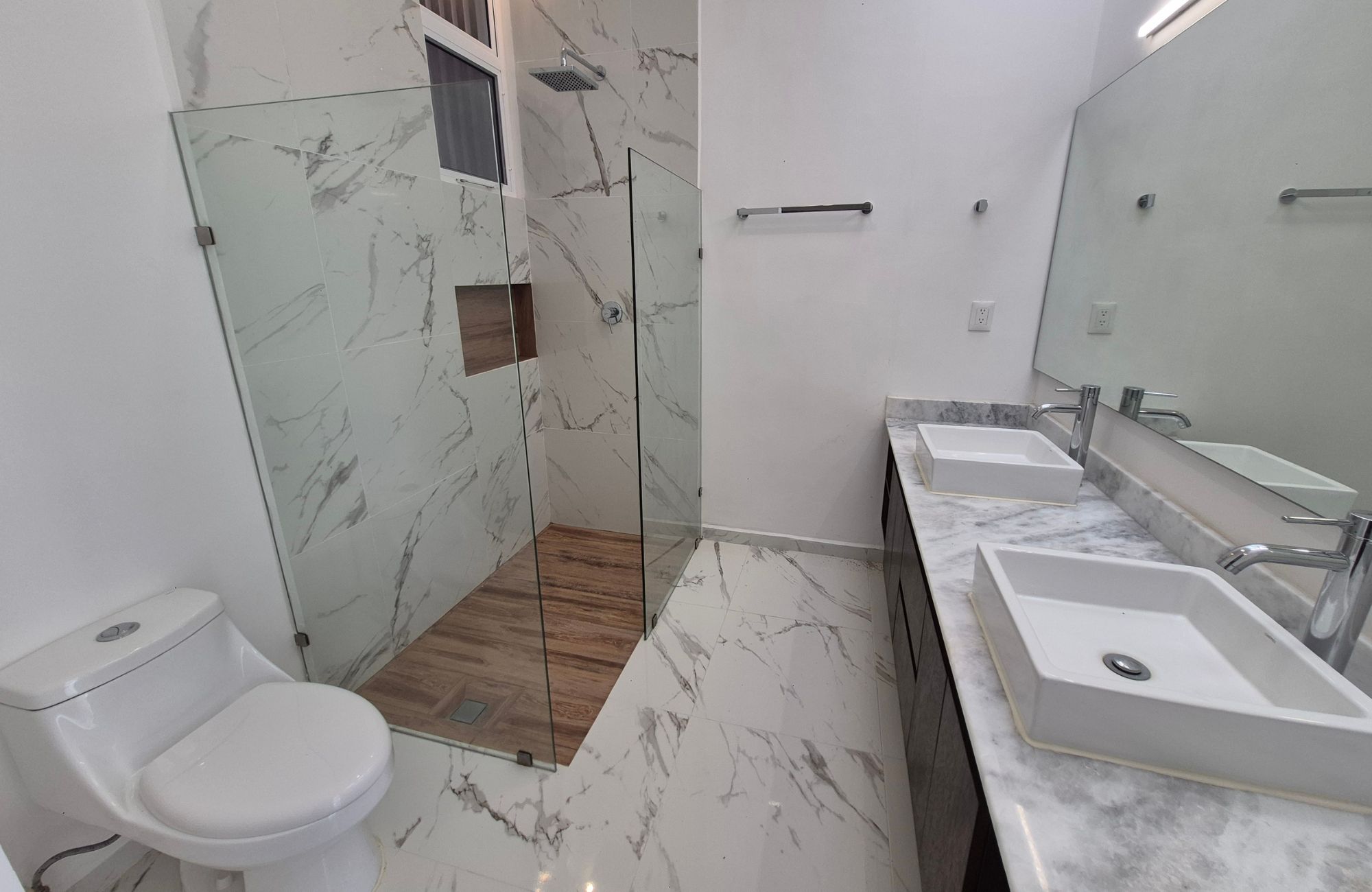 House with private pool and clubhouse, for sale, Cholul, M&eacute;rida