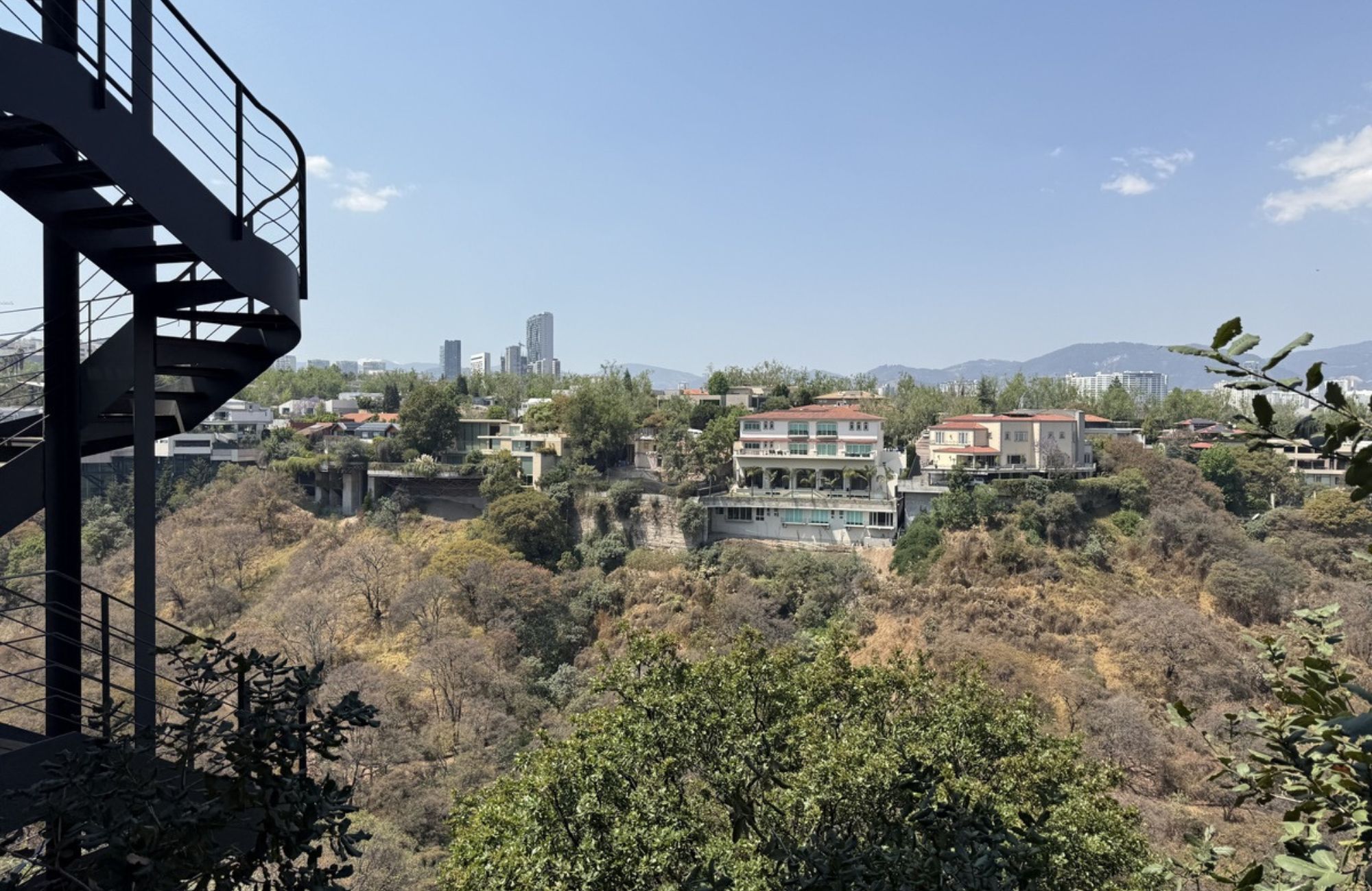 Condo with a 5 m2 terrace, 2 parking spaces, swimming lane, gym, playground, green areas, pre-construction, for sale in Santa Fe, Mexico Cit