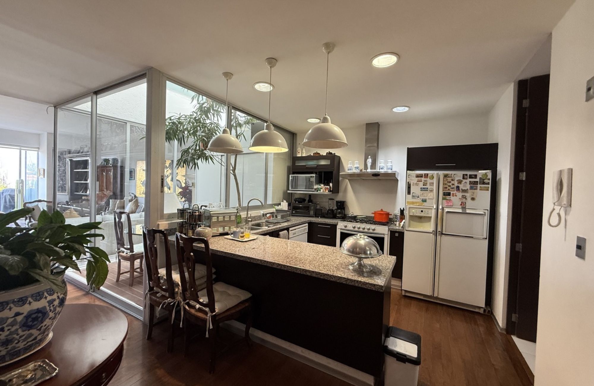 Condo with a 5 m2 terrace, 2 parking spaces, swimming lane, gym, playground, green areas, pre-construction, for sale in Santa Fe, Mexico Cit