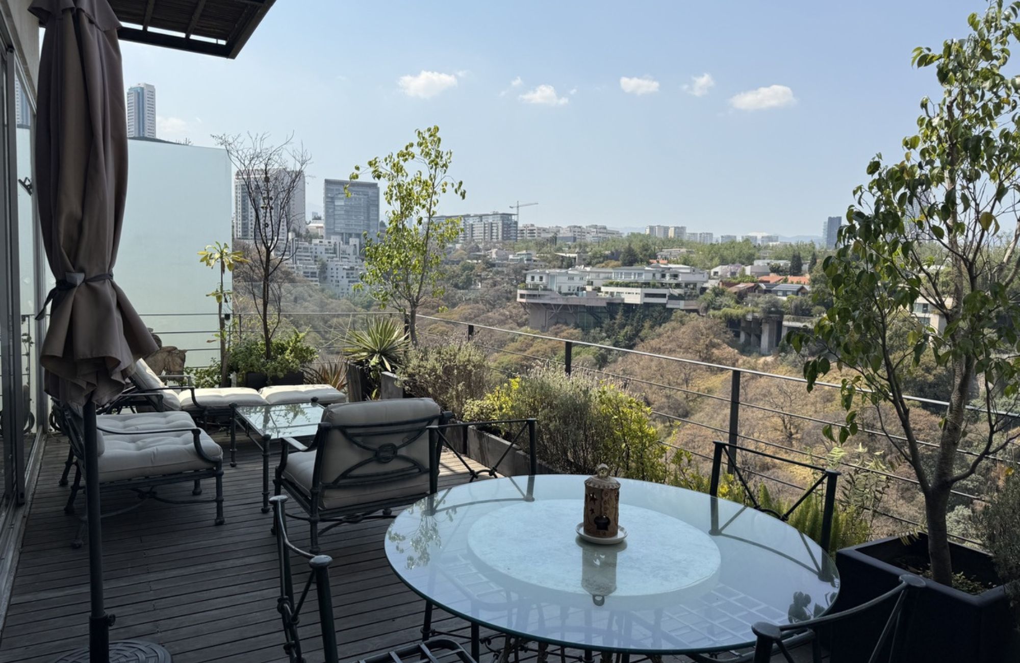 Condo with a 5 m2 terrace, 2 parking spaces, swimming lane, gym, playground, green areas, pre-construction, for sale in Santa Fe, Mexico Cit