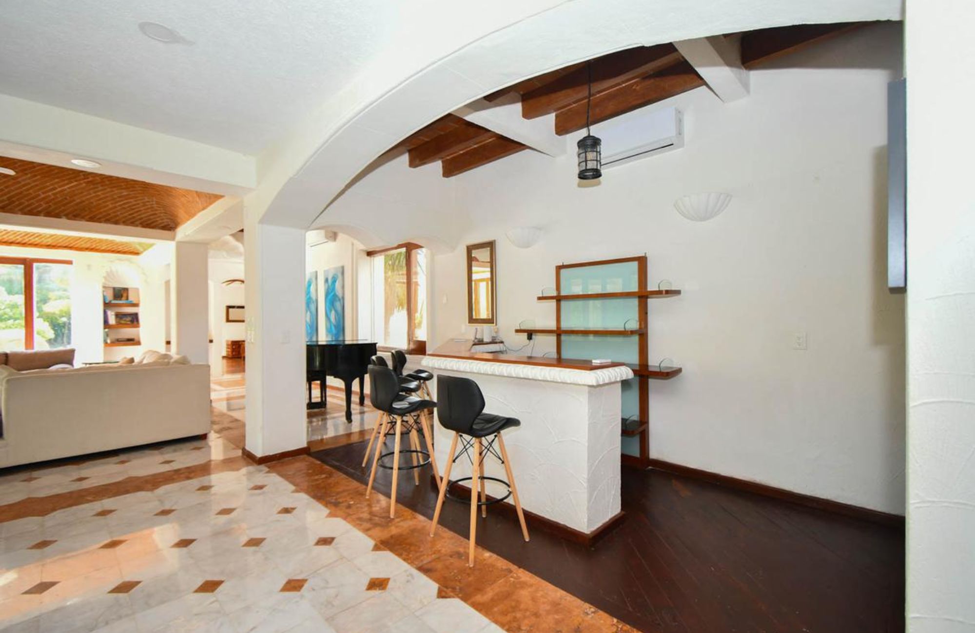 House with terrace and private pool, for sale, Puerto Canc&uacute;n, Canc&uacute;n