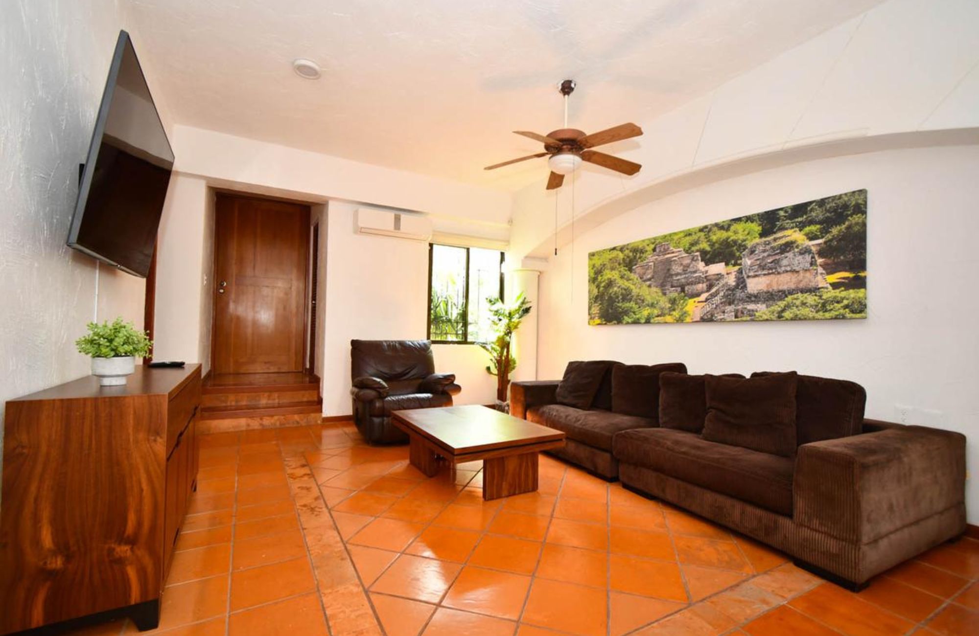 House with terrace and private pool, for sale, Puerto Canc&uacute;n, Canc&uacute;n