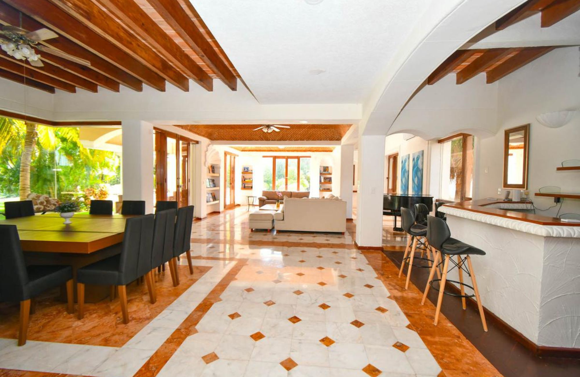 House with terrace and private pool, for sale, Puerto Canc&uacute;n, Canc&uacute;n