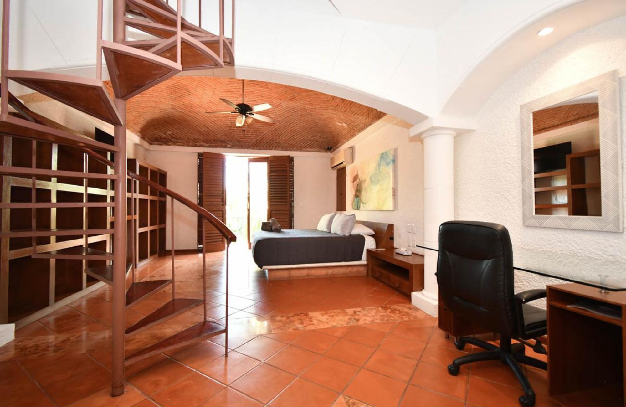 House with terrace and private pool, for sale, Puerto Canc&uacute;n, Canc&uacute;n