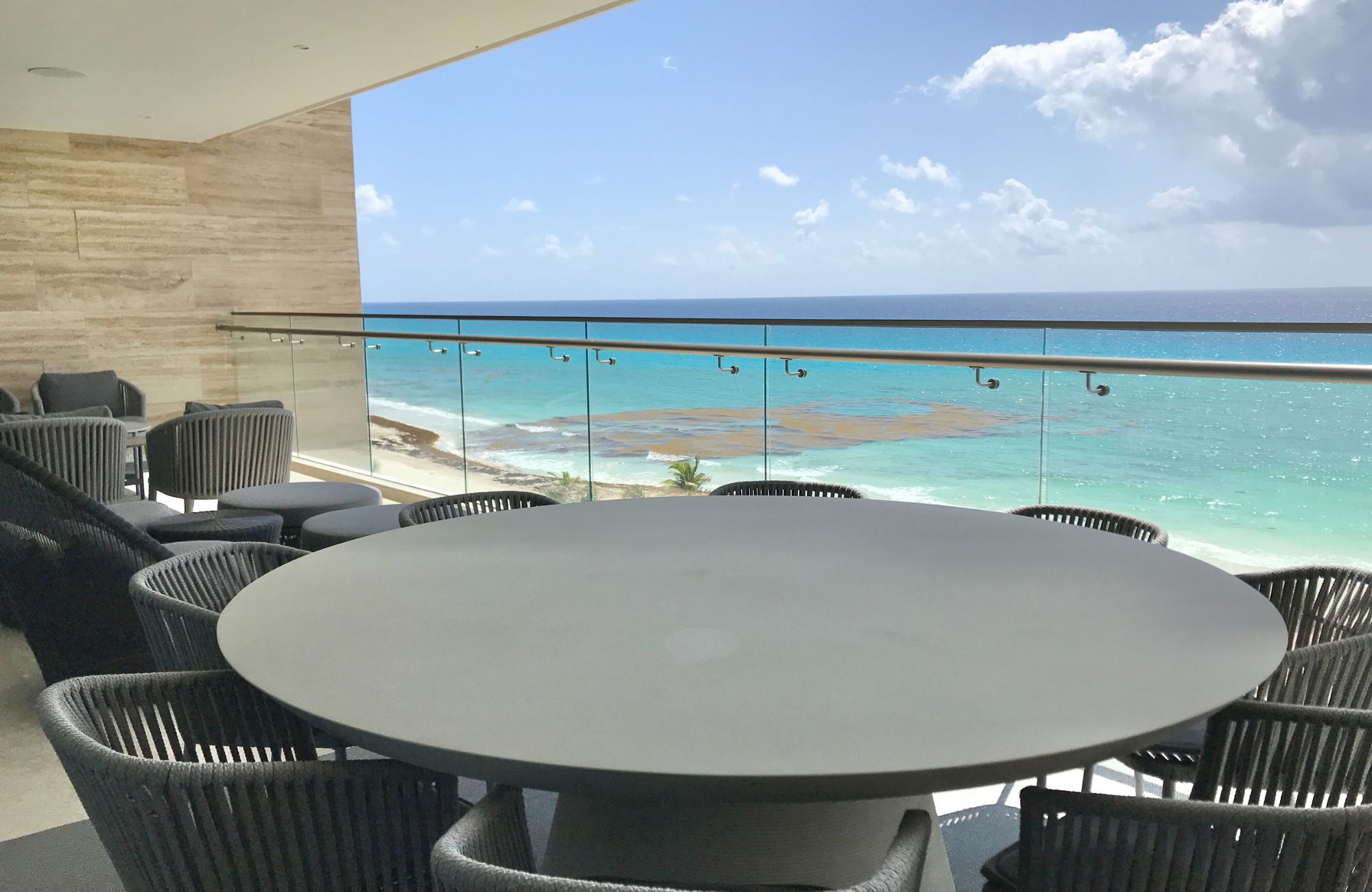 Luxury condo with studio and private marina for sale, Hotel Zone Canc&uacute;n
