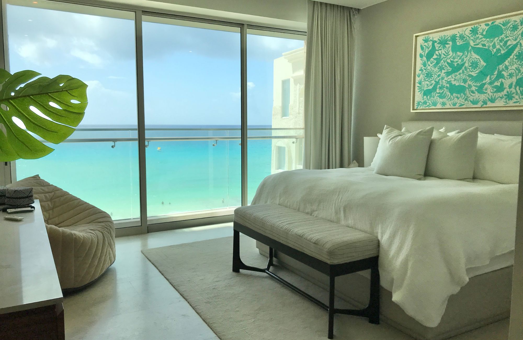 Luxury condo with studio and private marina for sale, Hotel Zone Canc&uacute;n