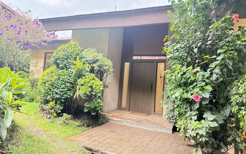 House with Garden, Terrace, Green Views, Sale, Bosque de las Lomas, Mexico City