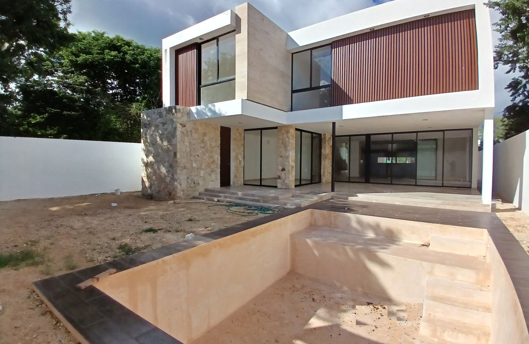 Oceanfront villa with private pool, for sale, Telchac, M&eacute;rida