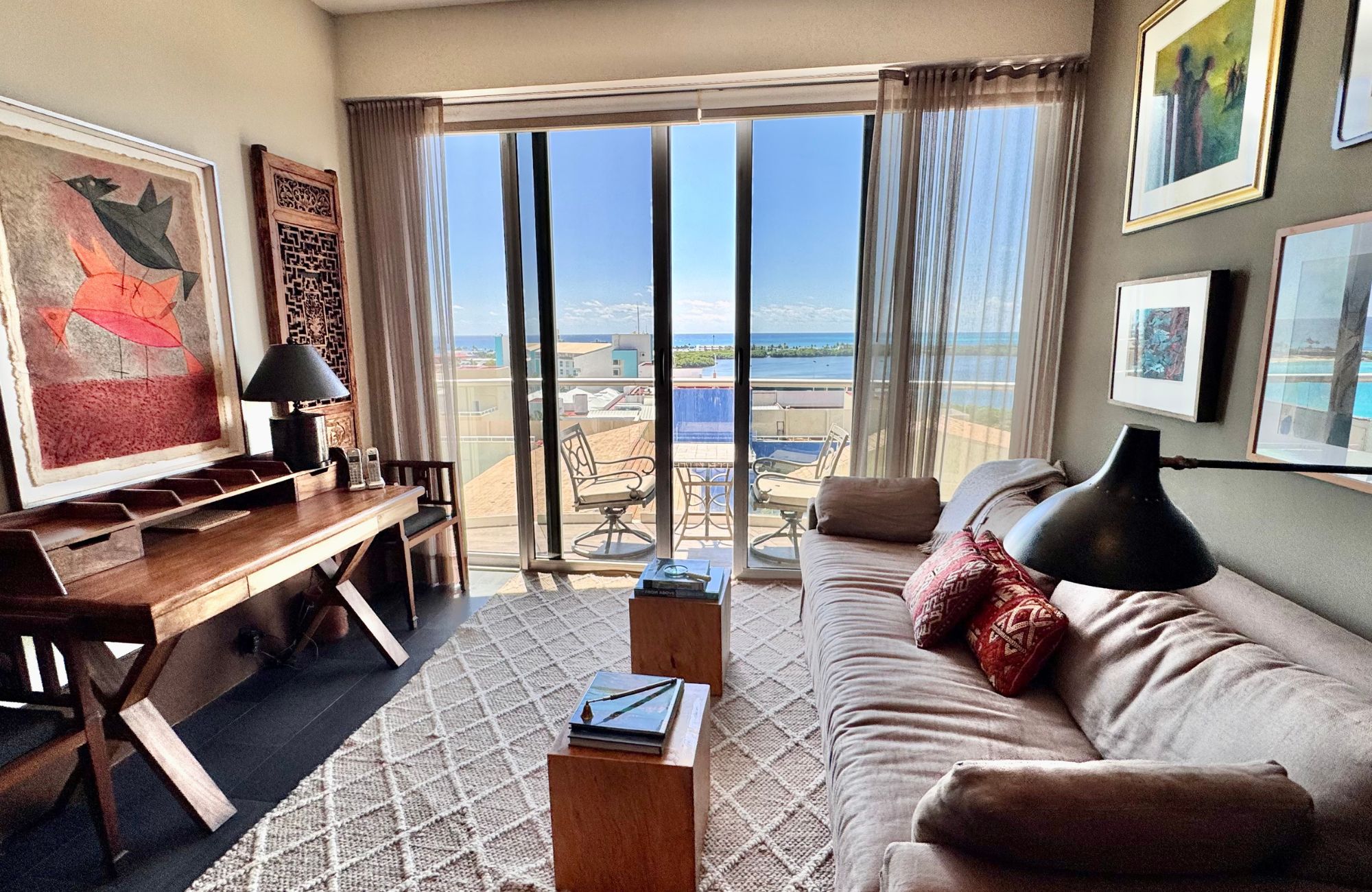 Oceanfront 4 bedroom condo for sale in Emerald Cancun