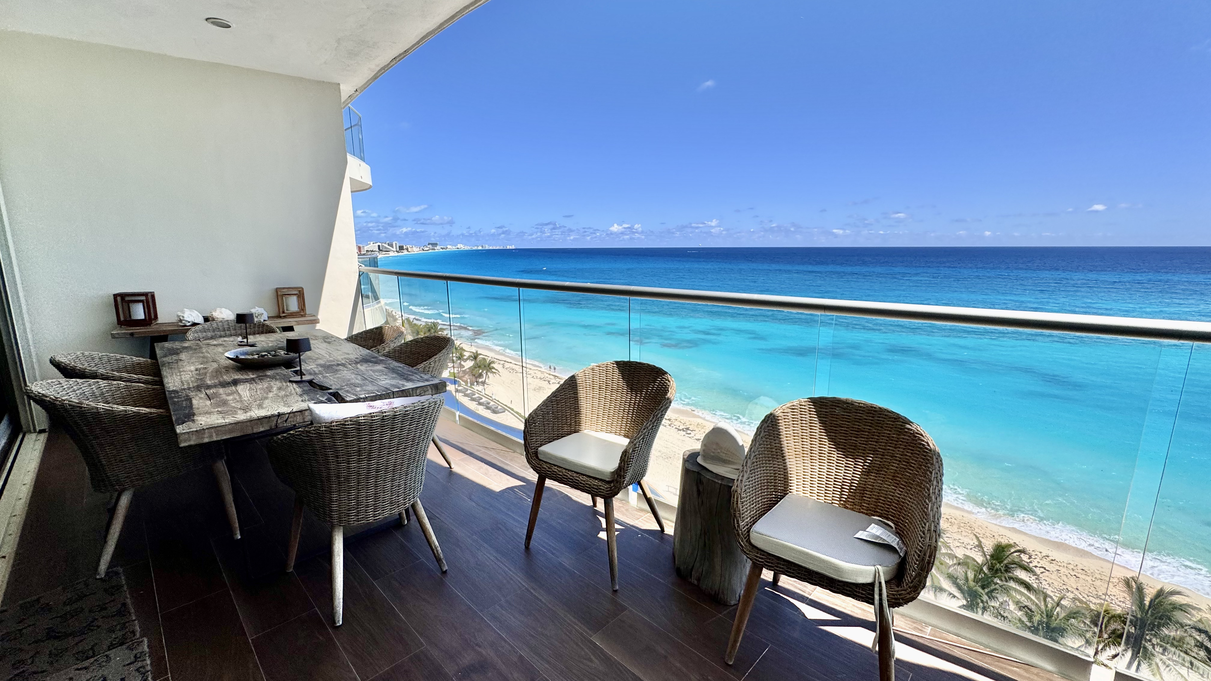 Oceanfront 4 bedroom condo for sale in Emerald Cancun
