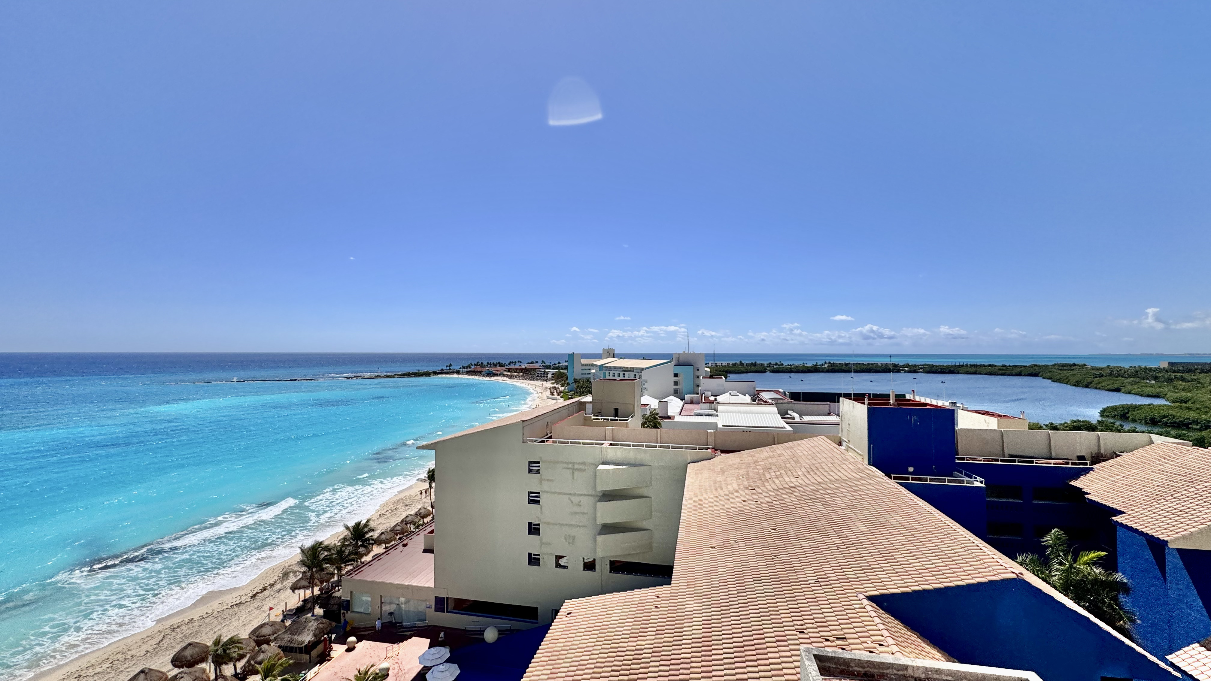 Oceanfront 4 bedroom condo for sale in Emerald Cancun
