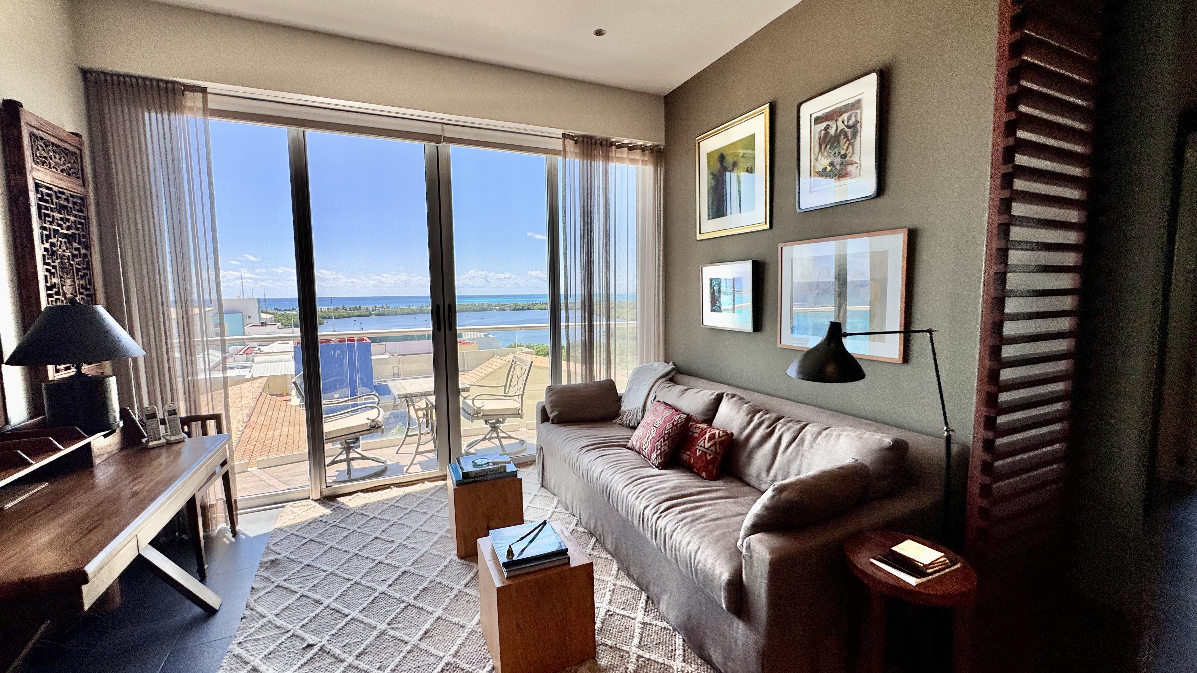 Oceanfront 4 bedroom condo for sale in Emerald Cancun