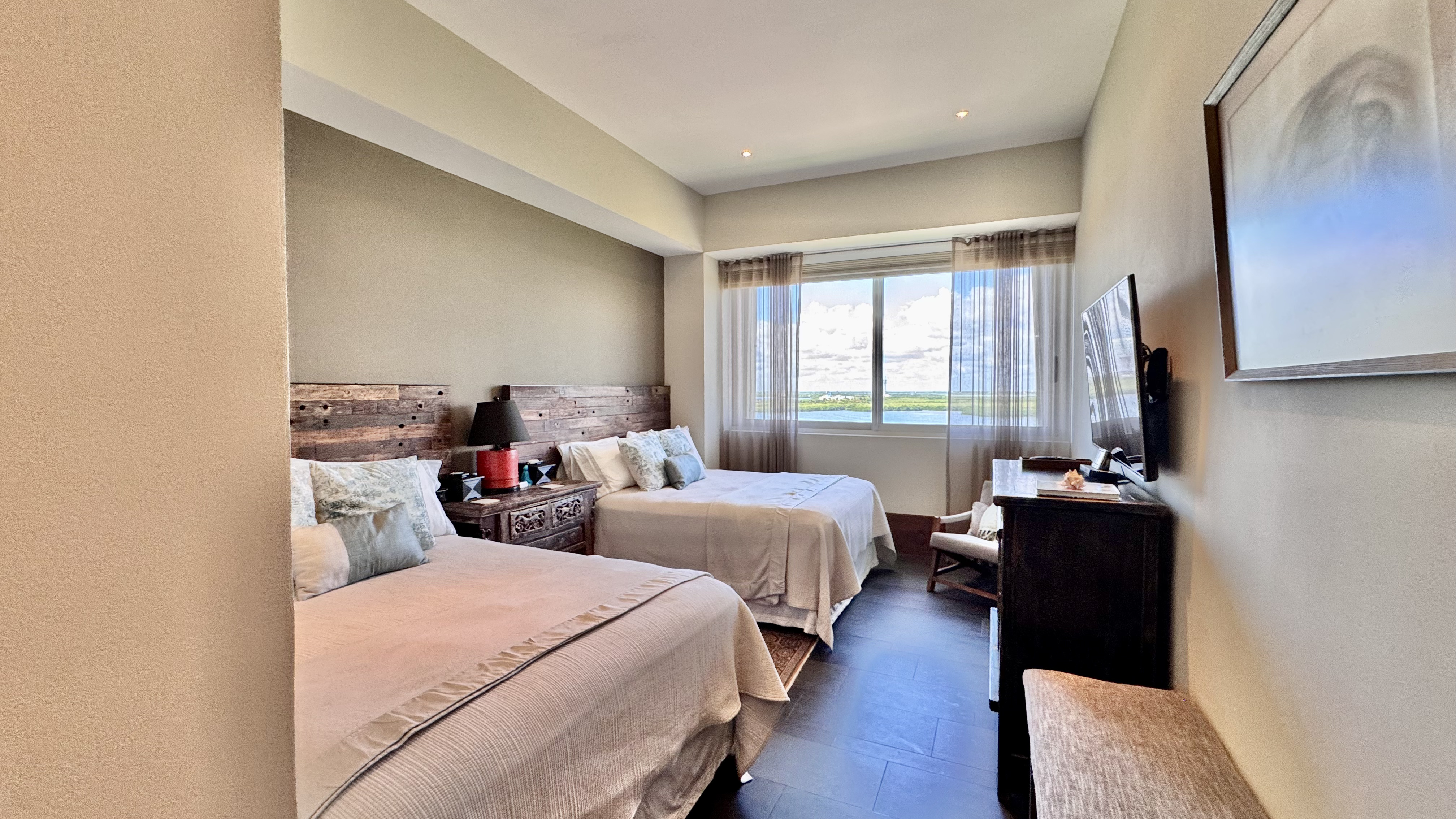 Oceanfront 4 bedroom condo for sale in Emerald Cancun