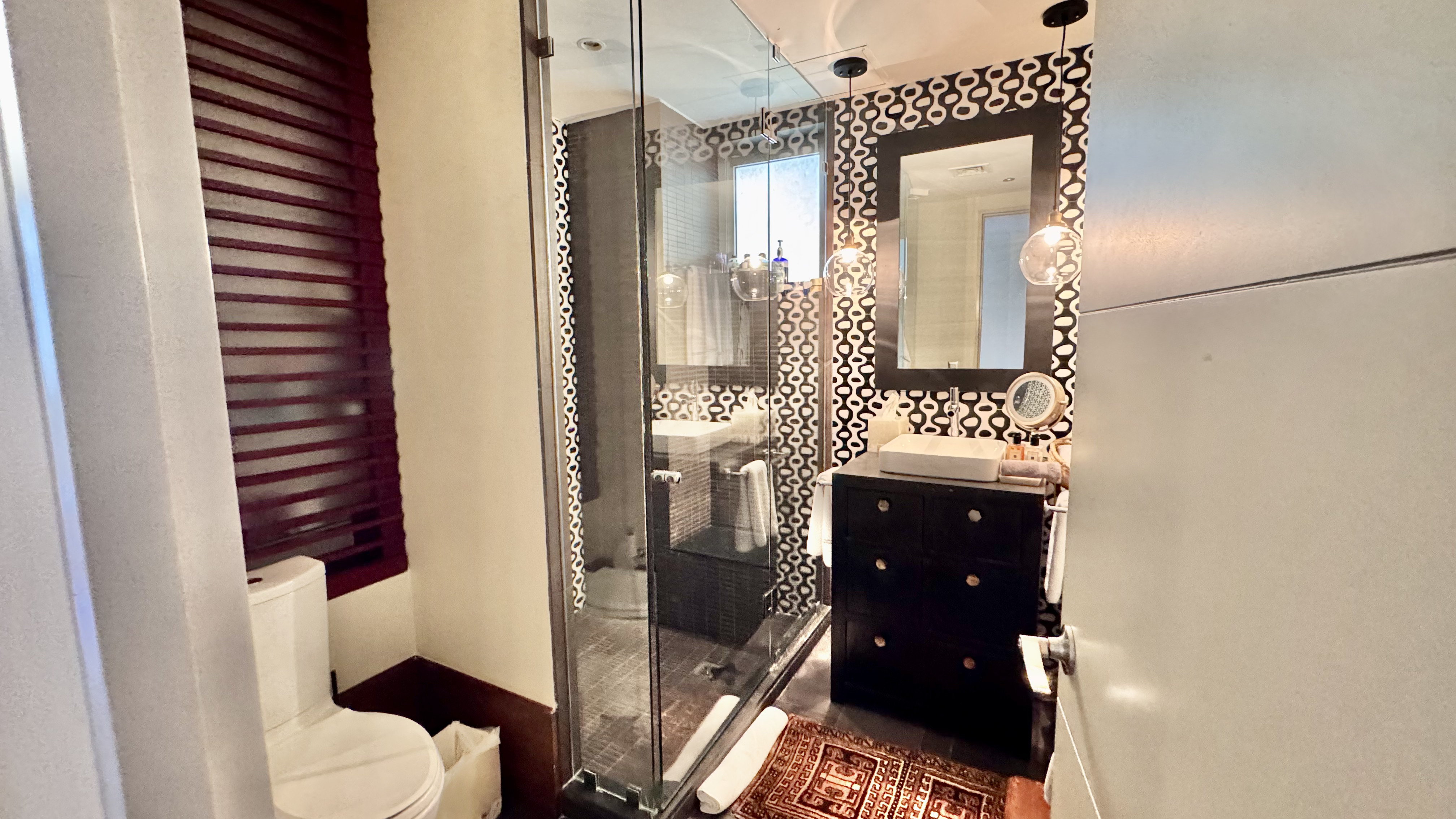 Oceanfront 4 bedroom condo for sale in Emerald Cancun