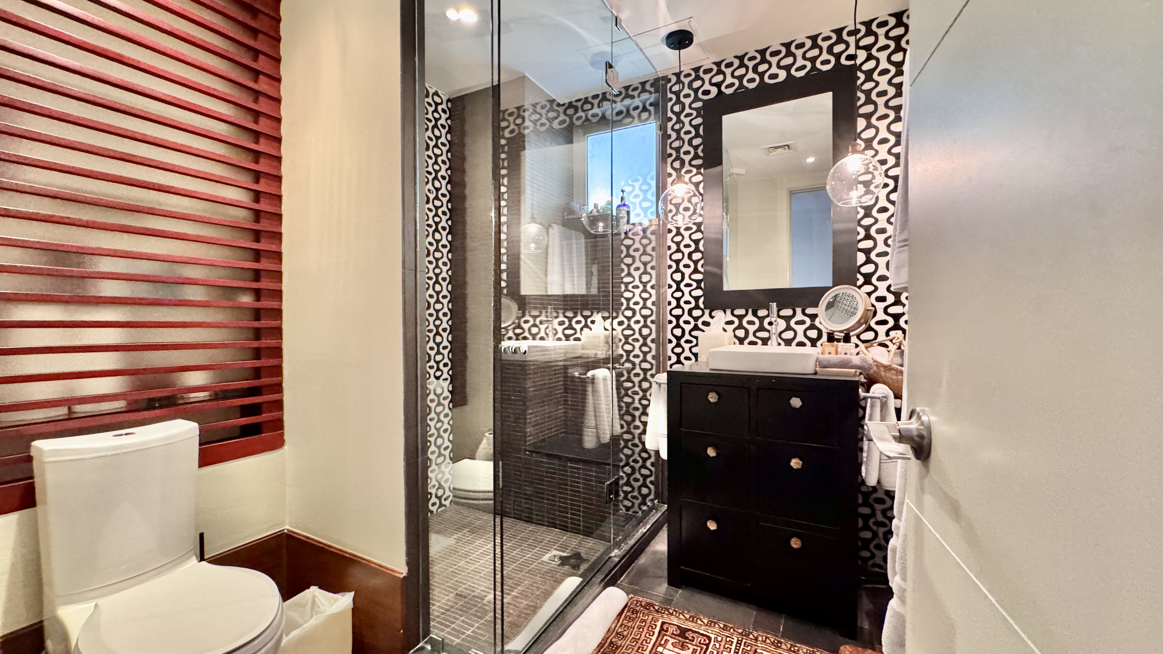 Oceanfront 4 bedroom condo for sale in Emerald Cancun