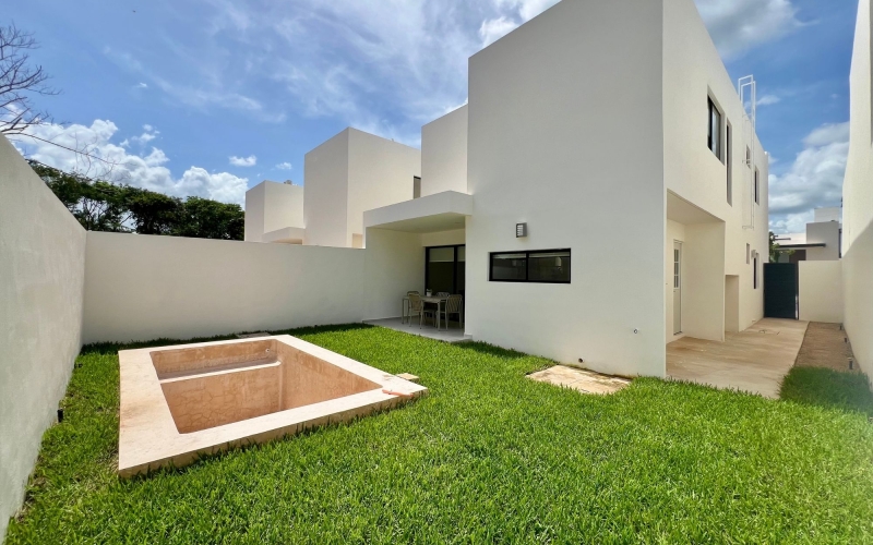 House for Sale with Linear Park Access &ndash; Cholul, M&eacute;rida