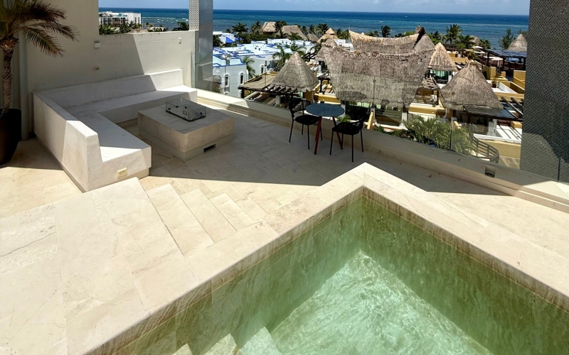 Ocean View Penthouse with Private Jacuzzi for Sale, Playa del Carmen, Quintana Roo
