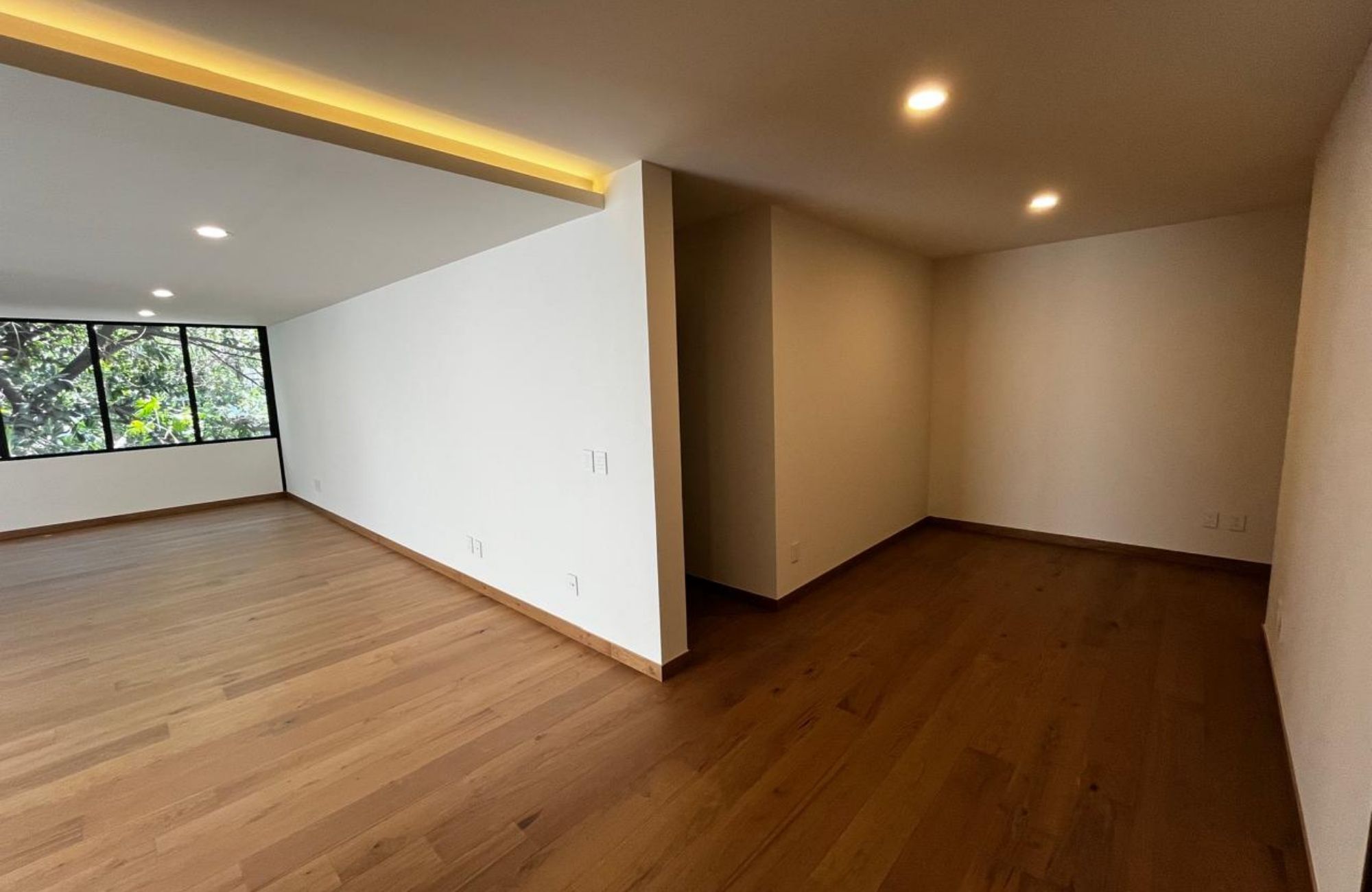 Condominium with 5 parking spaces, 11 m2 terrace, swimming lane, gym, playground, green areas, pre-construction, for sale in Santa Fe, Mexic