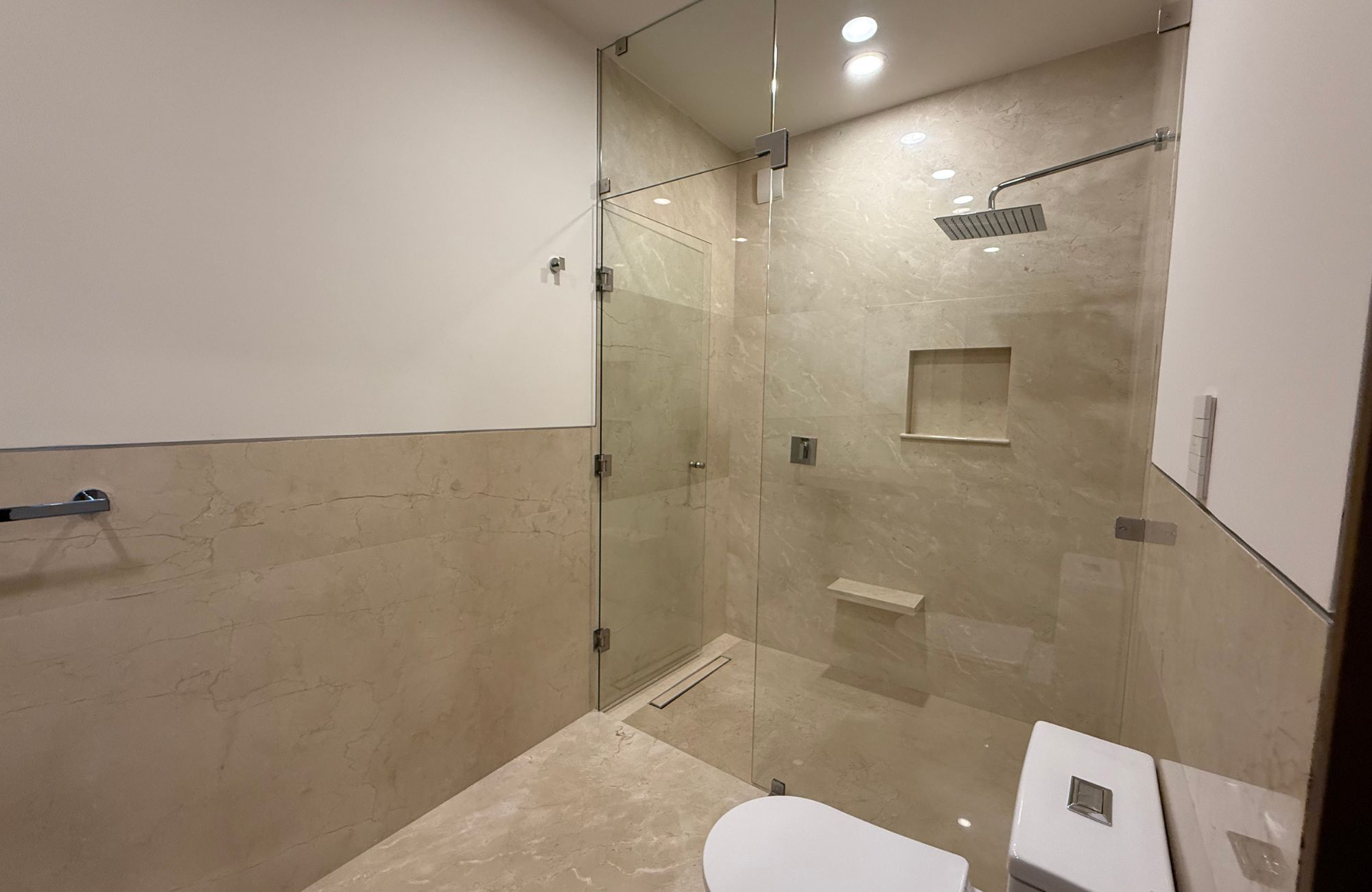 Exclusive Penthouse with Private Rooftop for Sale, Lomas de Vista Hermosa, CDMX