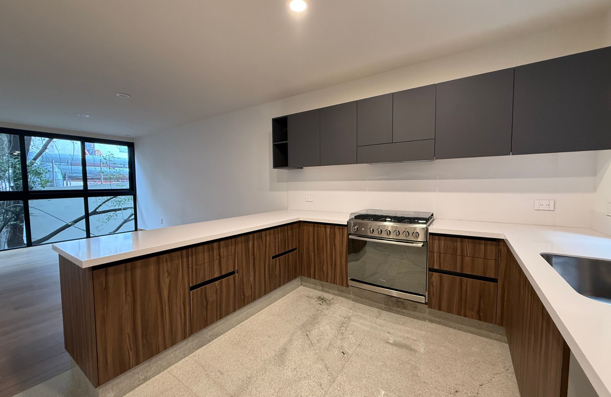 Exclusive Penthouse with Private Rooftop for Sale, Lomas de Vista Hermosa, CDMX