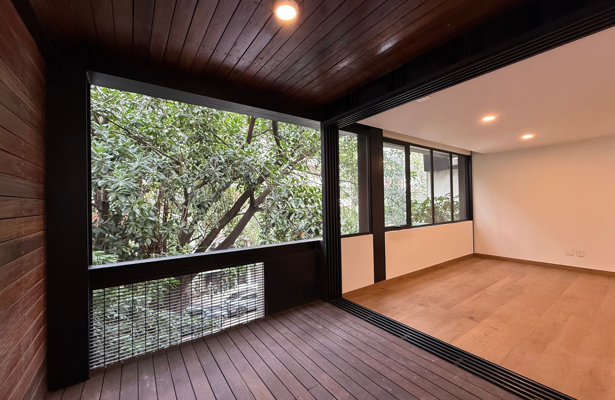 Apartment with Terrace, with service room with bathroom for  sale, Polanco, Mexico City.