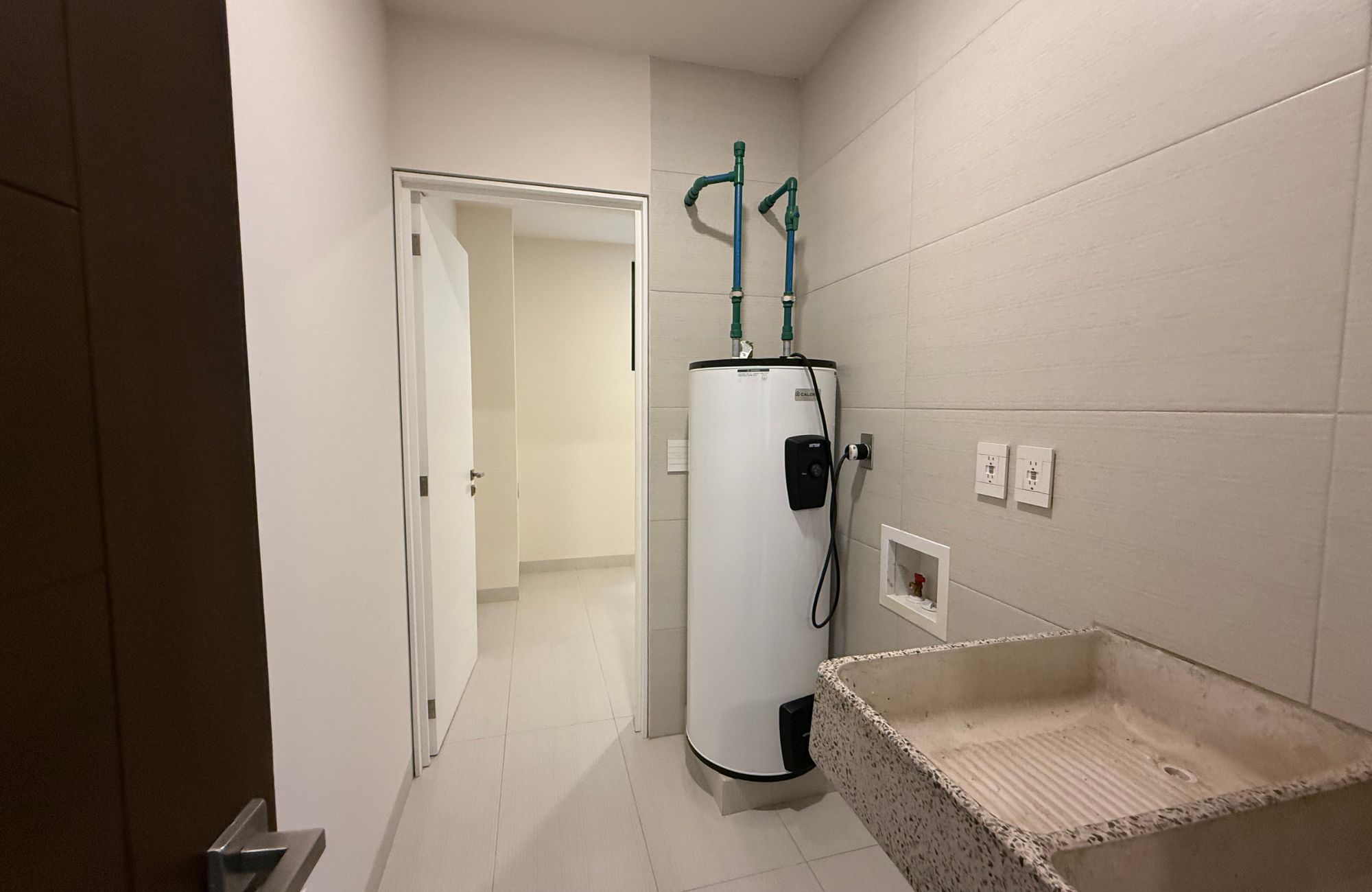 Apartment with Terrace, with service room with bathroom for  sale, Polanco, Mexico City.