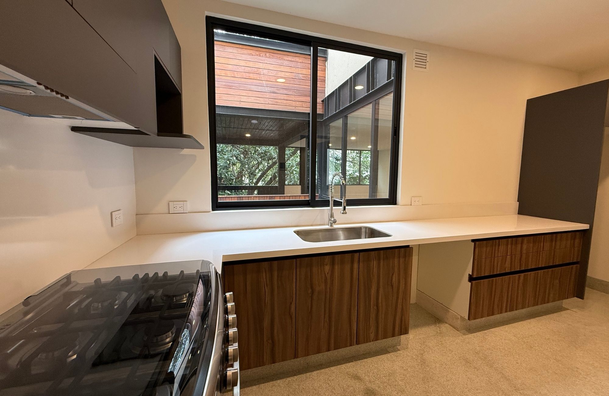 Apartment with Terrace, with service room with bathroom for  sale, Polanco, Mexico City.