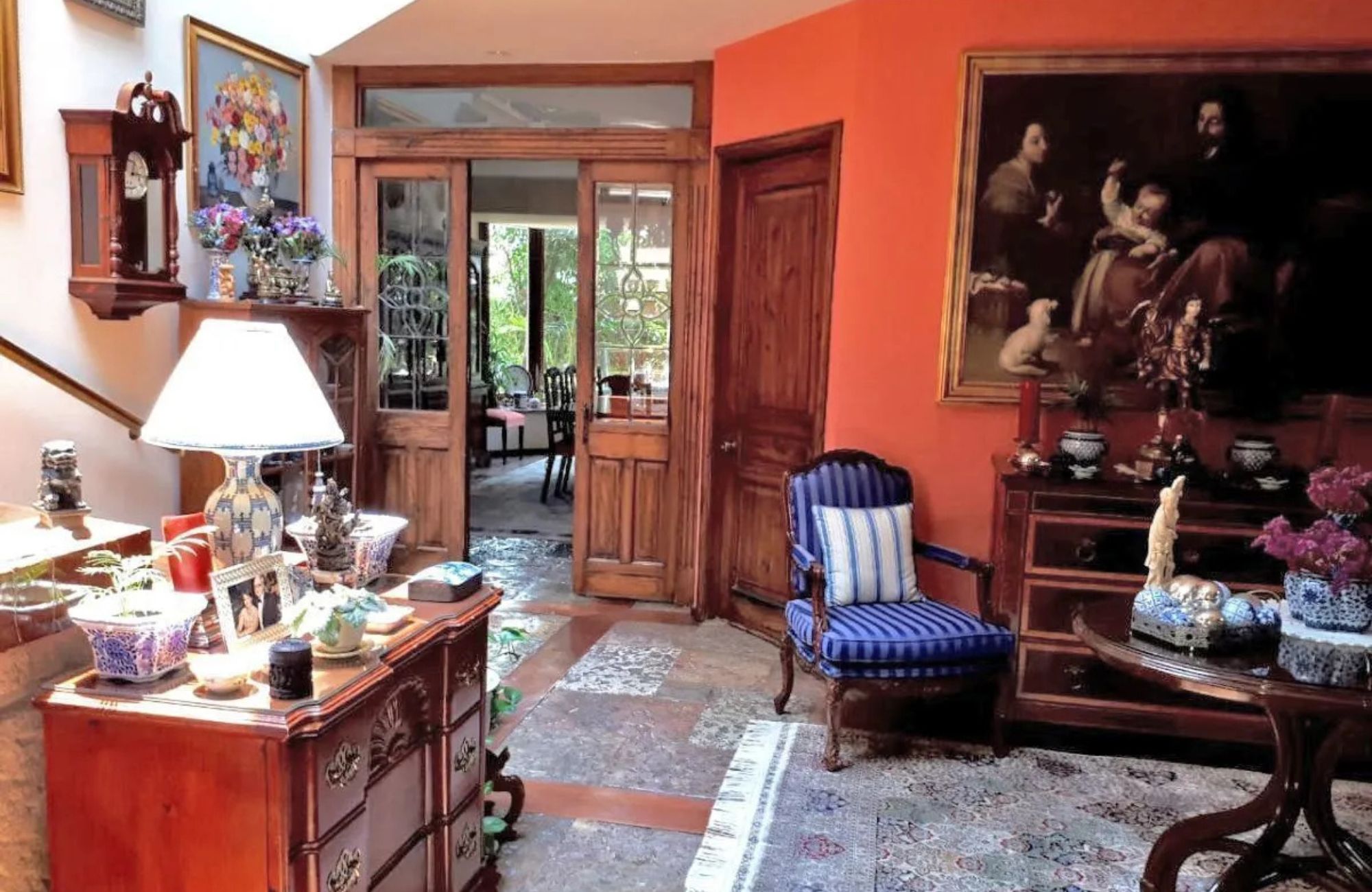 House with study, spacious garden, and terrace for sale, Miguel Hidalgo, CDMX