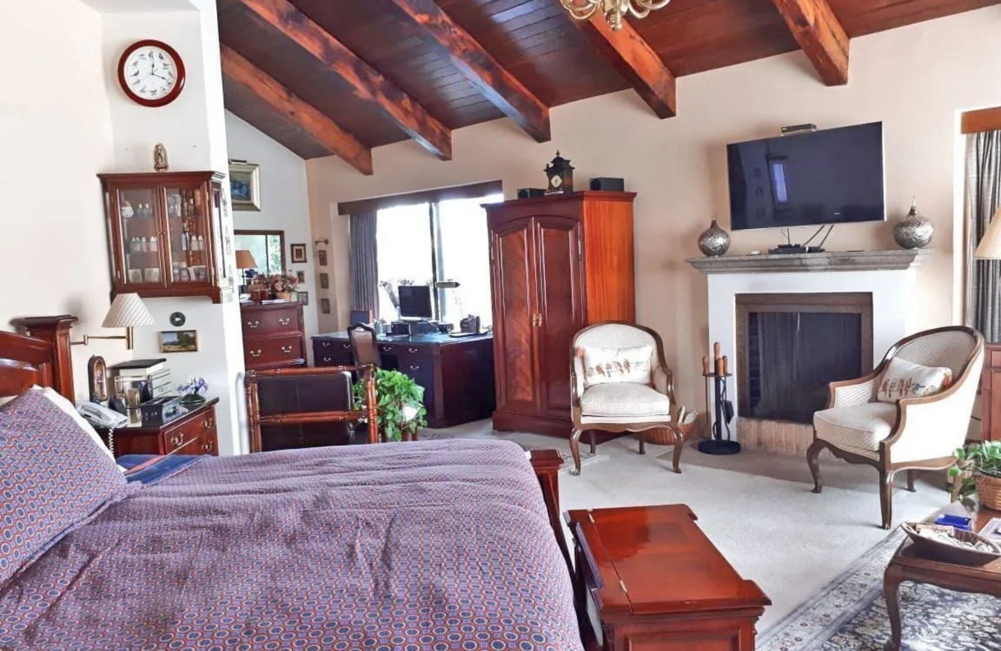 House with study, spacious garden, and terrace for sale, Miguel Hidalgo, CDMX