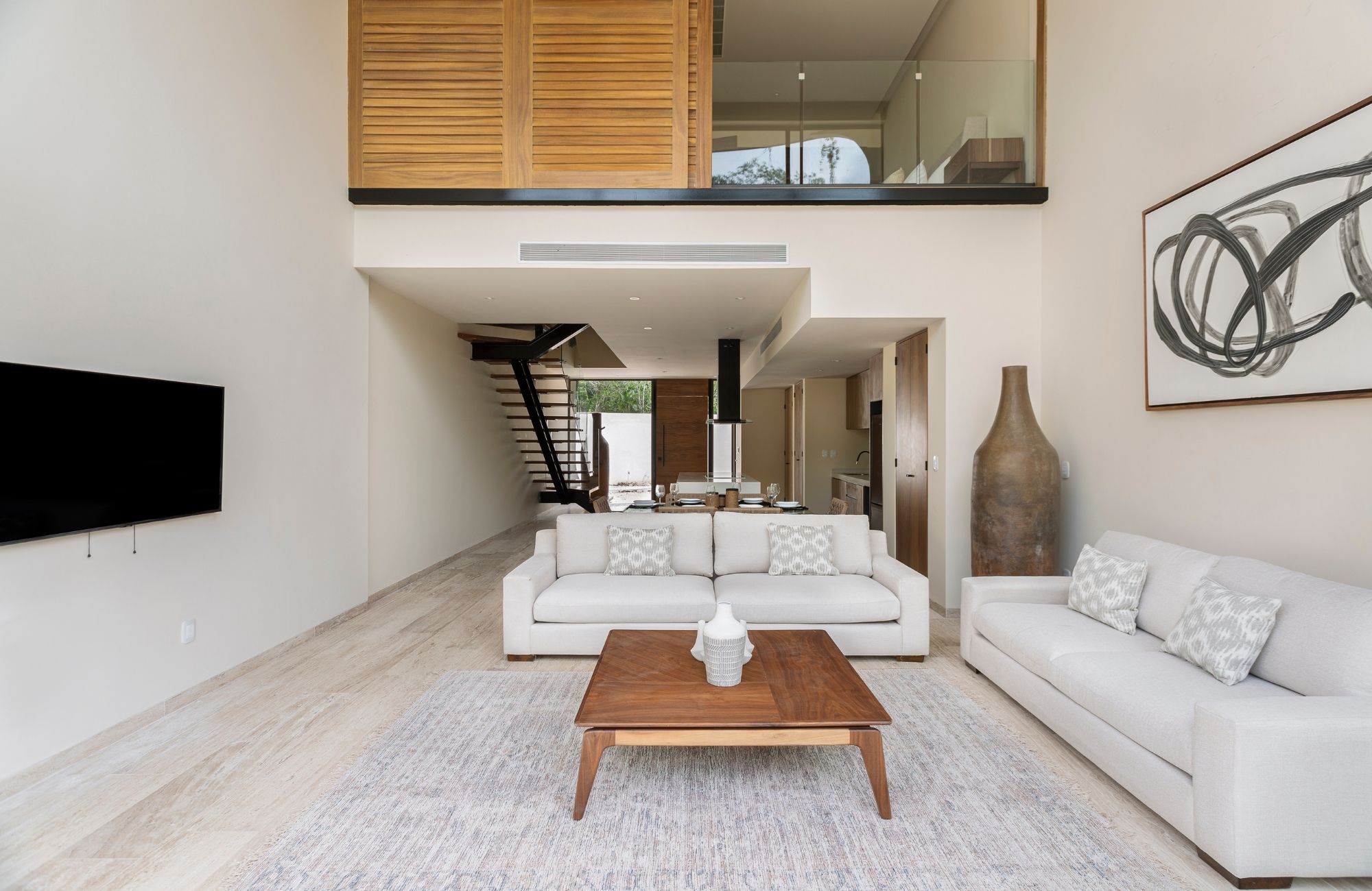 Spacious house with private pool, terrace, patio, bar, cellar. Common areas, zen area, barbecue area, lounge bar.