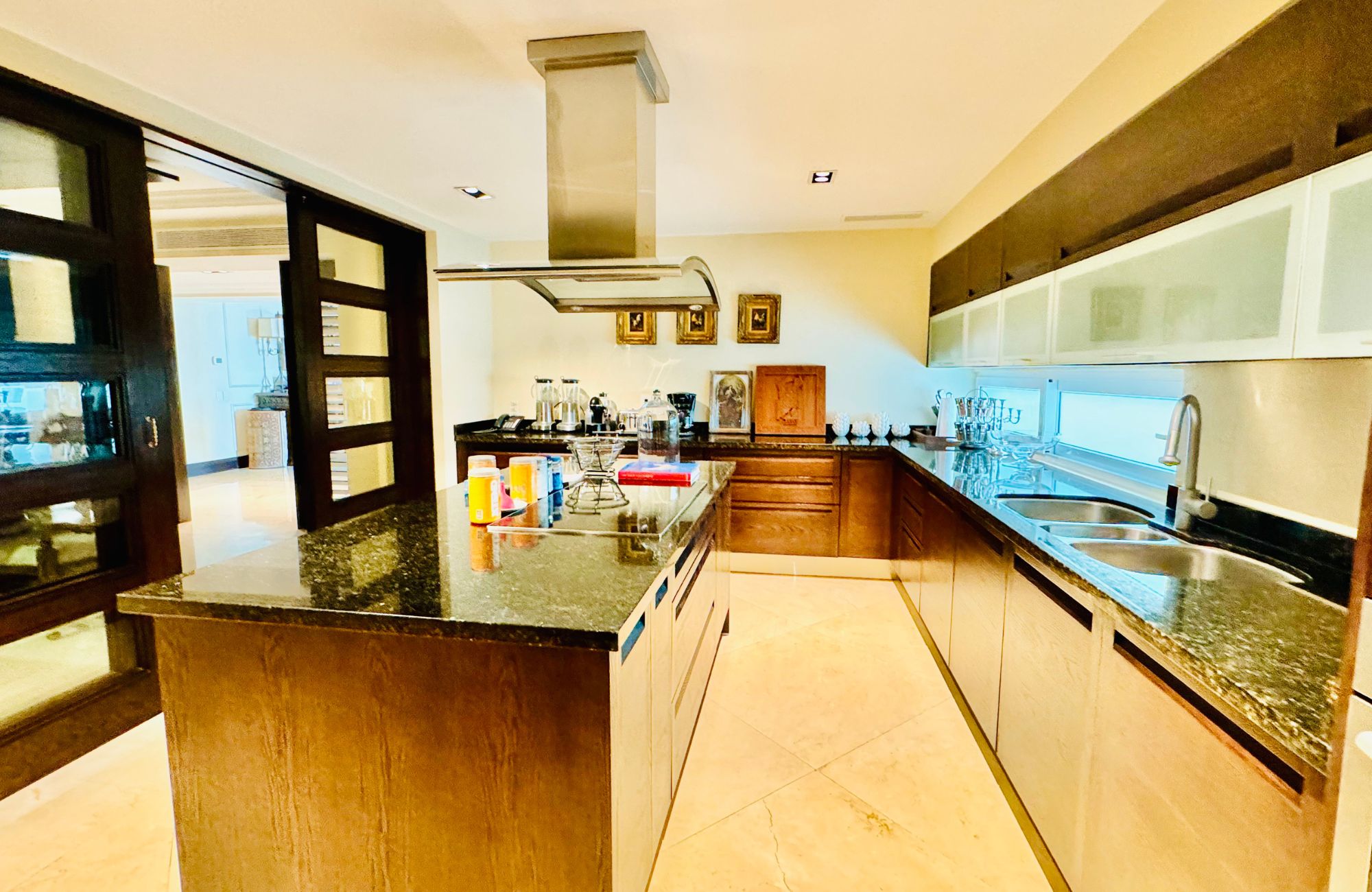 Departamento con vista al mar y a la laguna, en venta, Zona Hotelera Canc&uacute;n