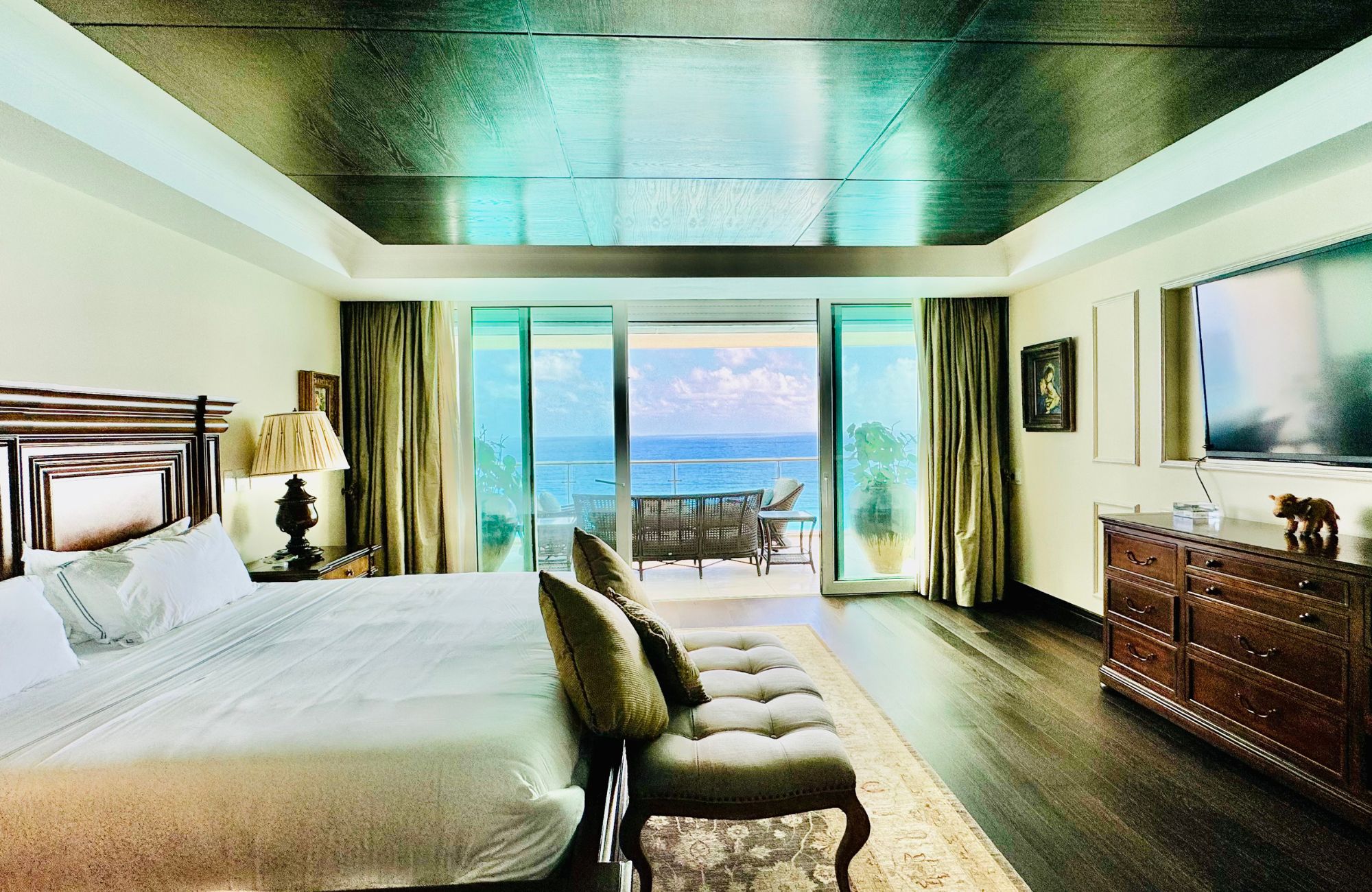 Departamento con vista al mar y a la laguna, en venta, Zona Hotelera Canc&uacute;n