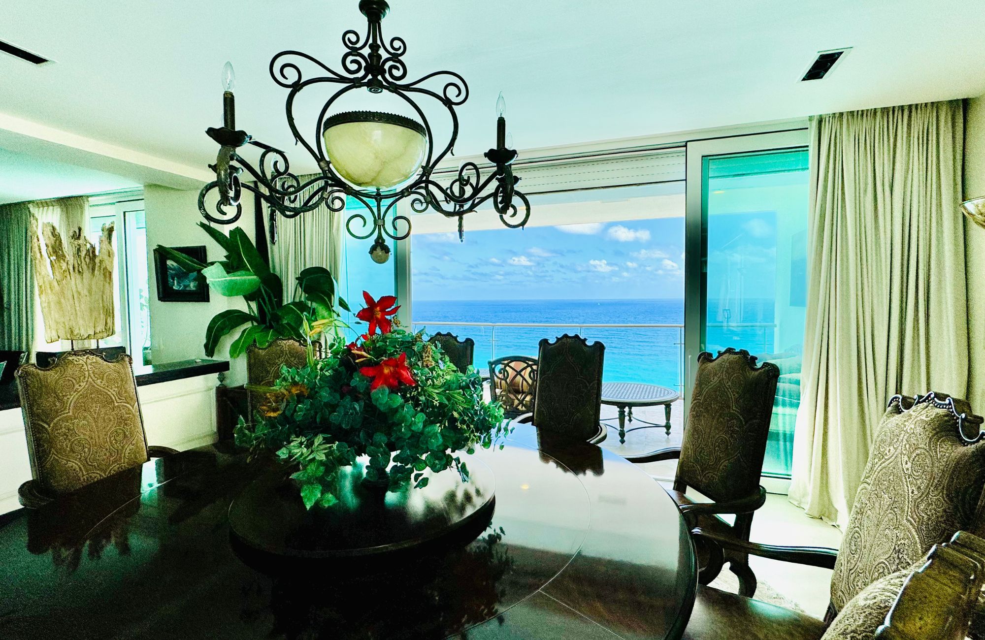 Departamento con vista al mar y a la laguna, en venta, Zona Hotelera Canc&uacute;n