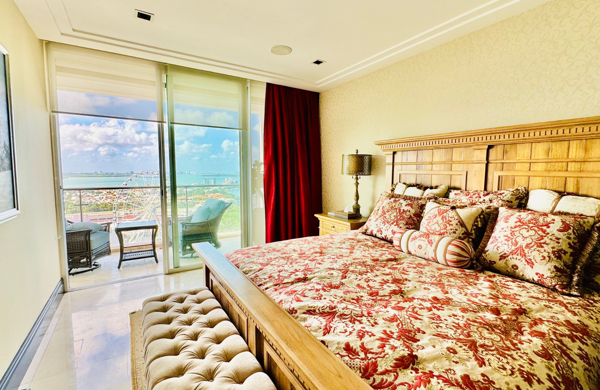 Departamento con vista al mar y a la laguna, en venta, Zona Hotelera Canc&uacute;n