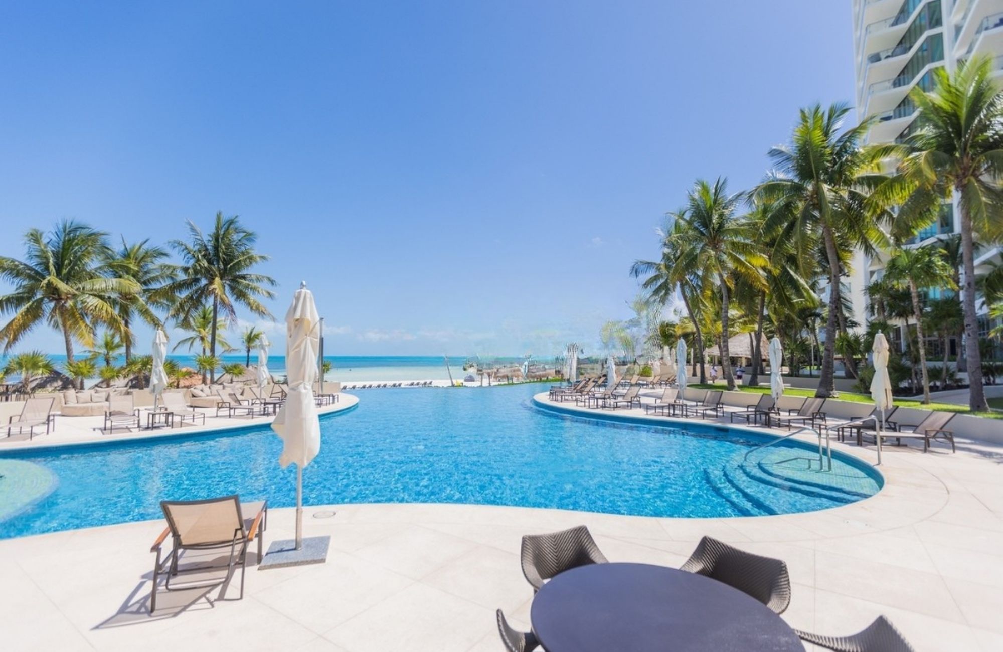 Departamento de lujo con vista a laguna y amenidades, Zona Hotelera Canc&uacute;n