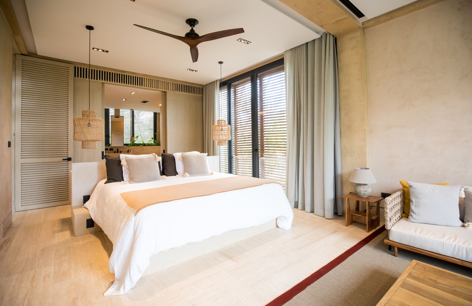 Luxury Villa with Private Pool and Jacuzzi for Sale &ndash; Playacar, Playa del Carmen