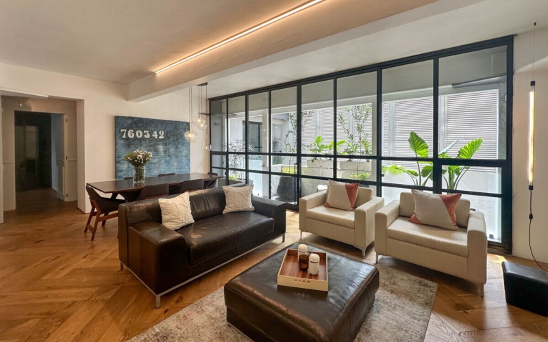 Condo with private balcony, shared rooftop garden for sale, Polanco, Mexico City