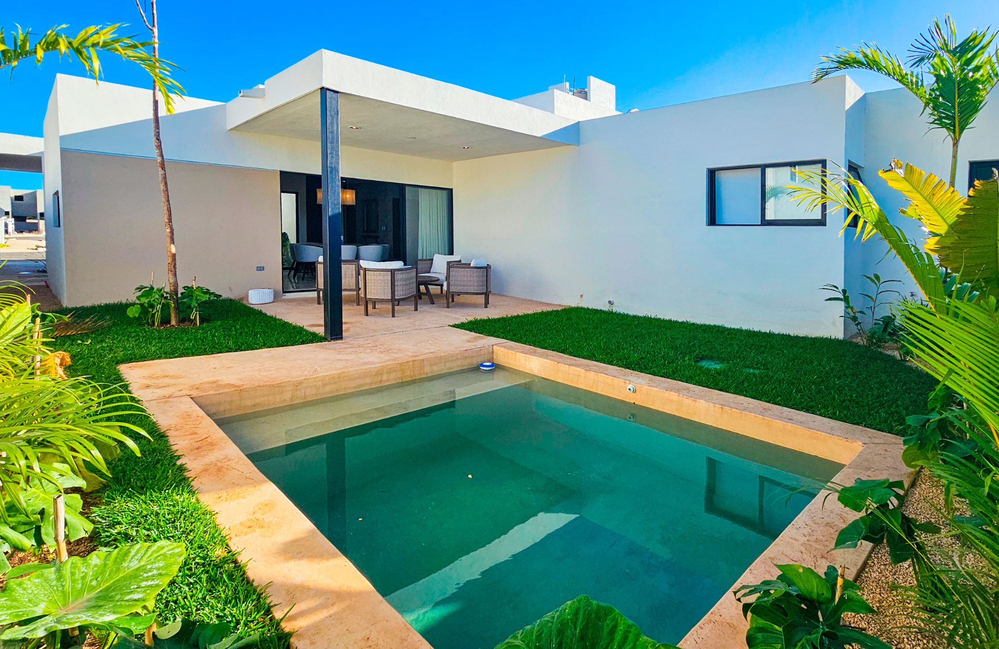 House in gated community with clubhouse, for sale, Conkal, M&eacute;rida