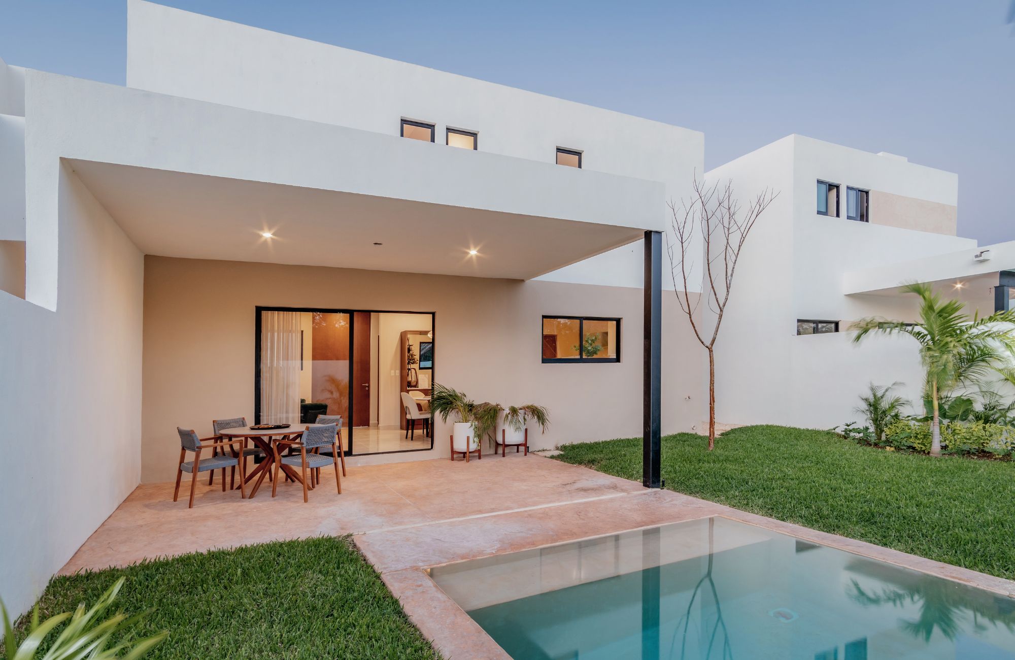 House with rooftop, terrace and patio in downtown M&eacute;rida.