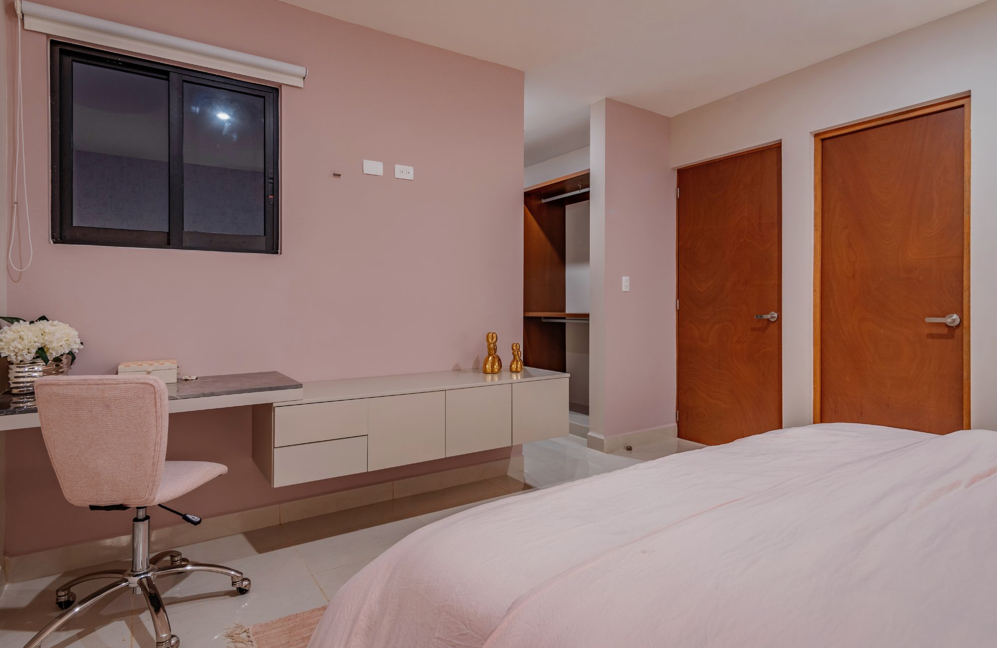 House with rooftop, terrace and patio in downtown M&eacute;rida.