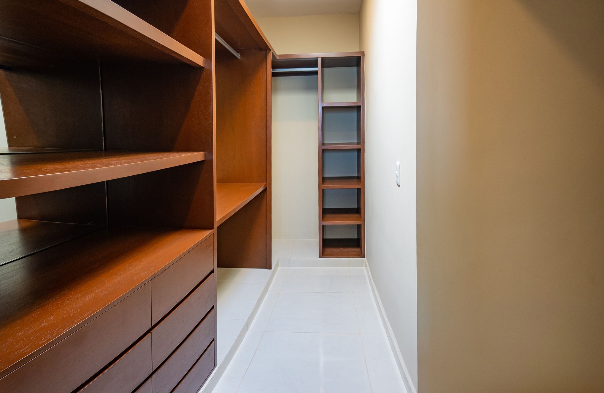 House with pool, solar panel, clubhouse with amenities, for sale Cholul Merida