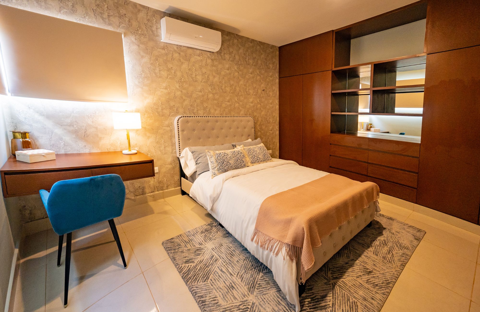 House with pool, solar panel, clubhouse with amenities, for sale Cholul Merida