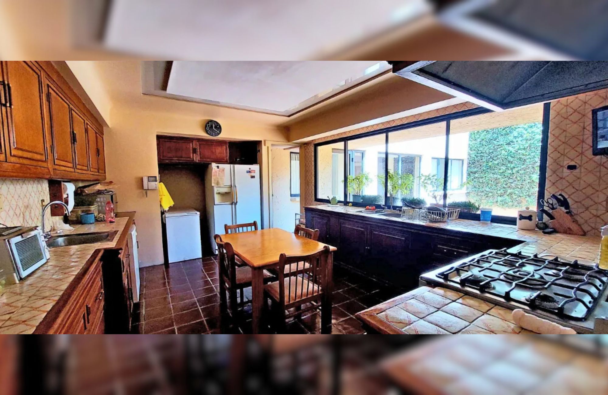 High-end residence for sale in the prestigious Bosques de las Lomas, Mexico City