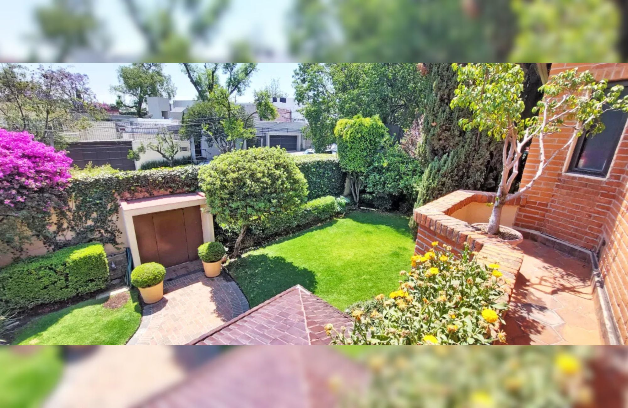 High-end residence for sale in the prestigious Bosques de las Lomas, Mexico City