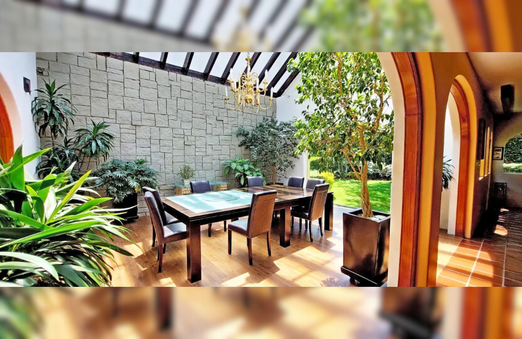 High-end residence for sale in the prestigious Bosques de las Lomas, Mexico City