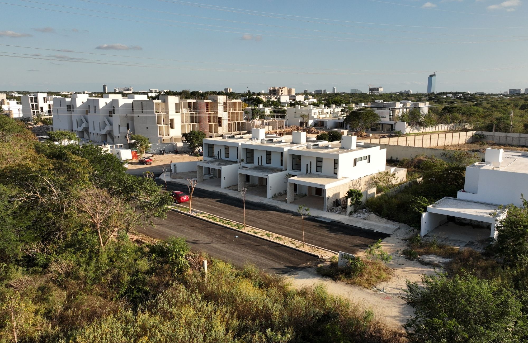 House steps from the ocean with rooftop plunge pool for sale, Chelem, Yucat&aacute;n