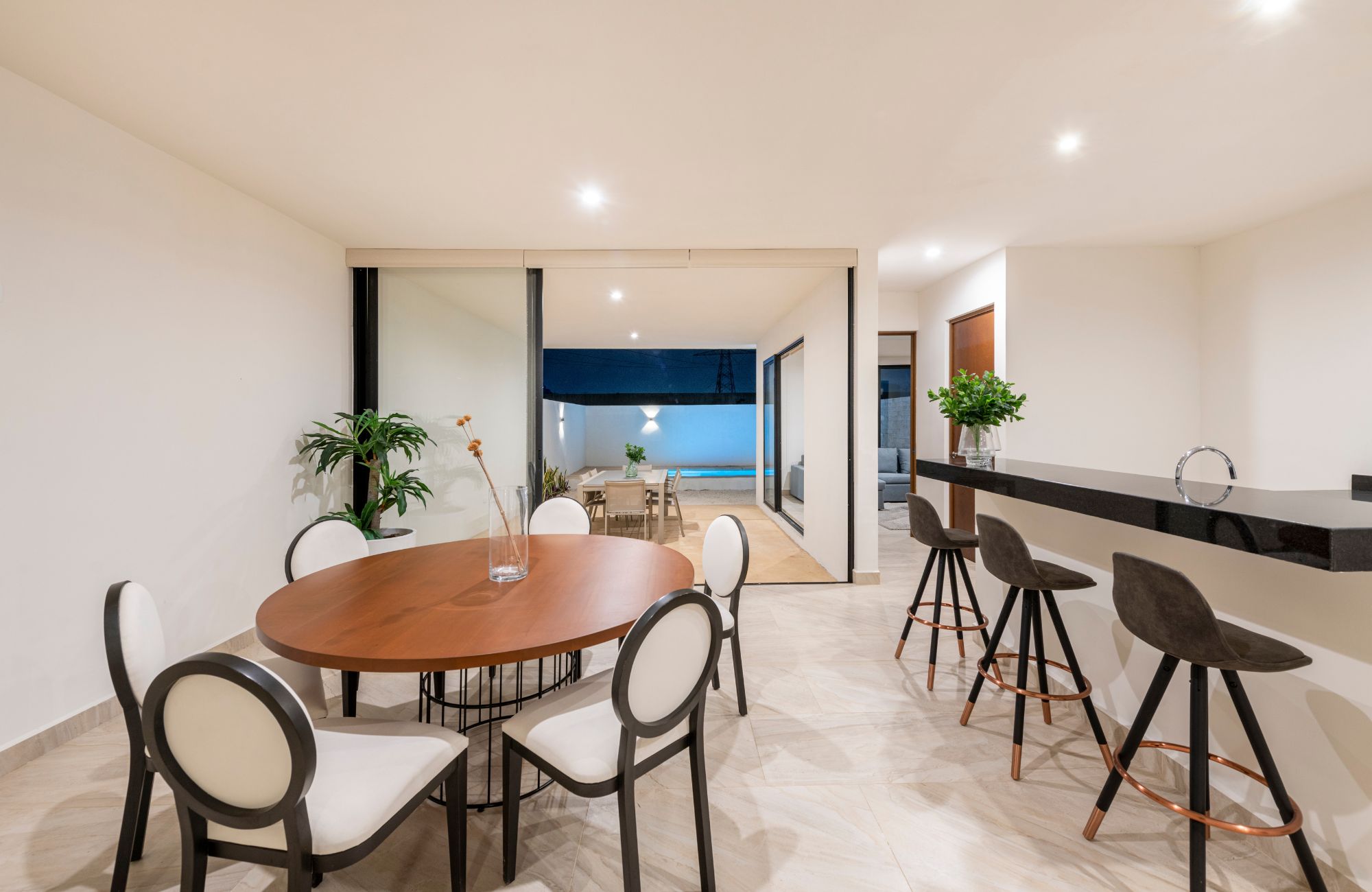 House steps from the sea with private pool, ocean view, for sale, San Benito, Yucat&aacute;n.