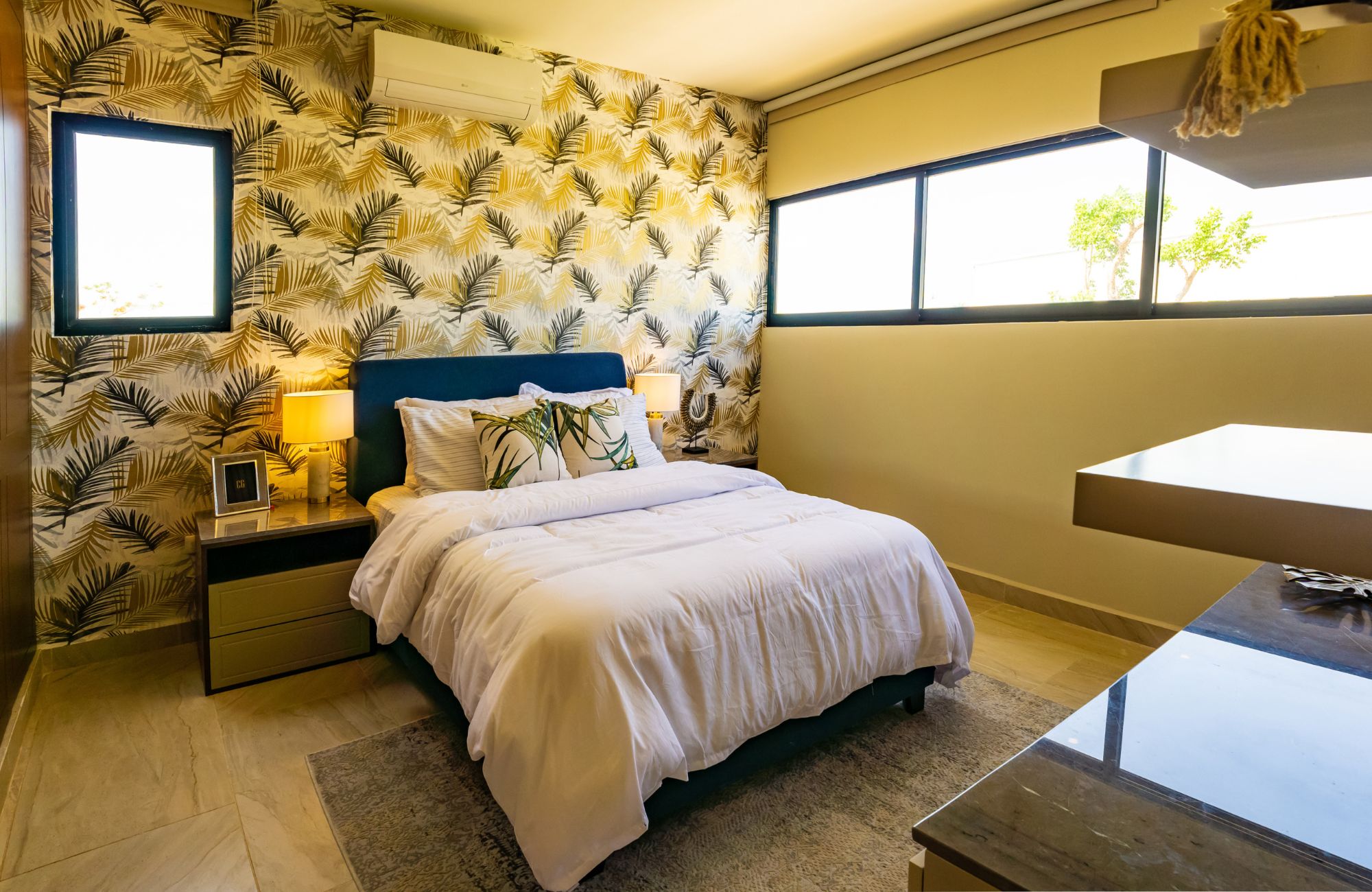 House with pool, solar panel, clubhouse with amenities, pre-sale in Merida