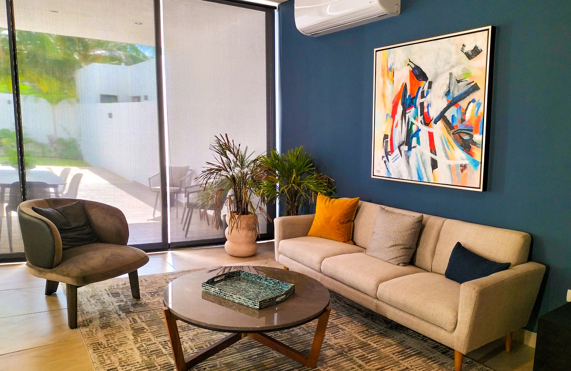 House with pool, solar panel, clubhouse with amenities, pre-sale in Merida